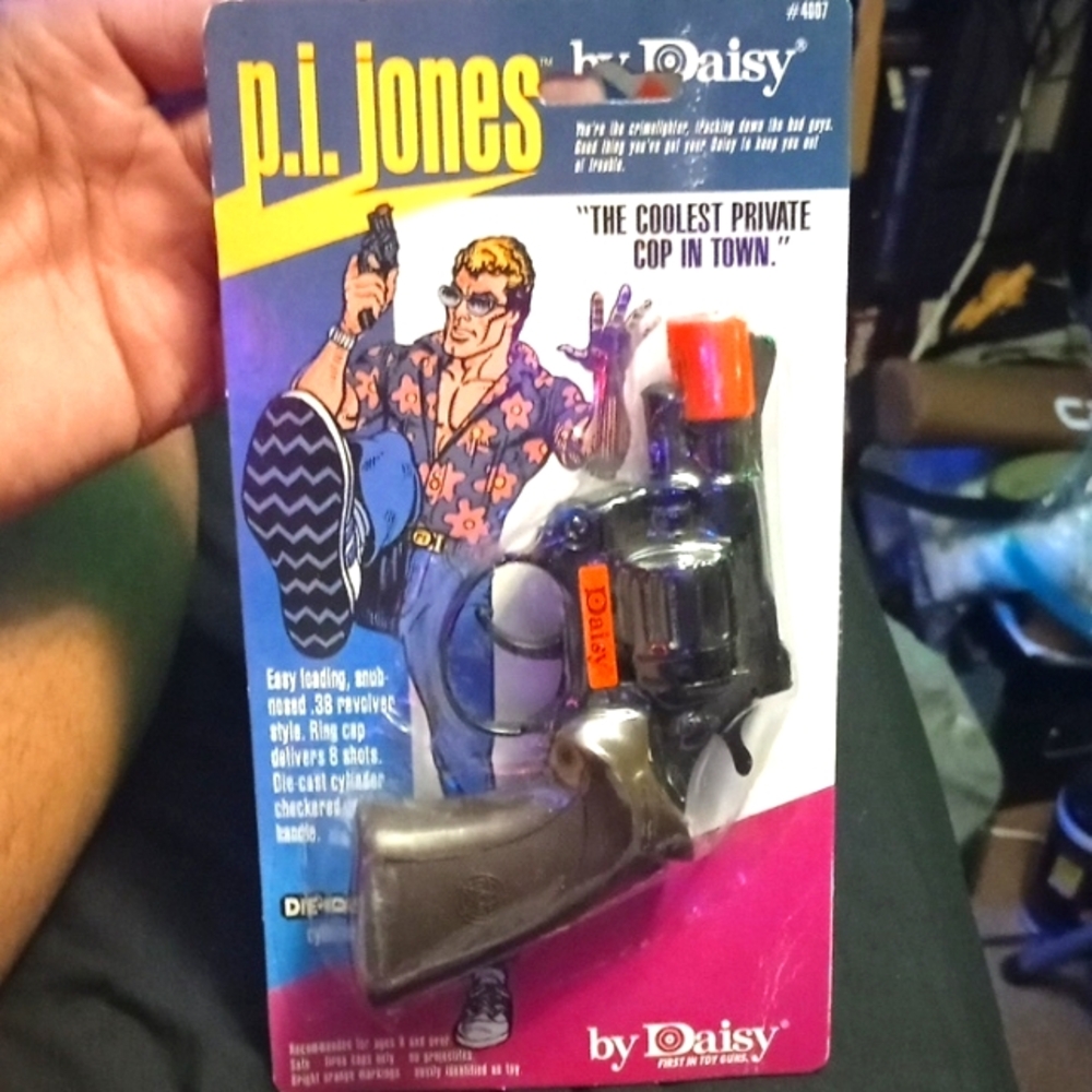 Daisy p.i.jones 8 Shot Cap Gun, .38, NIP, New Old Stock, Never Opened Circa 1985